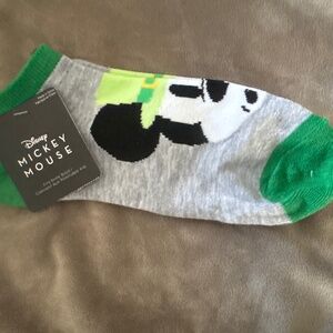 New women’s St Patty’s Day Mickey Mouse ankle socks sz 4-10